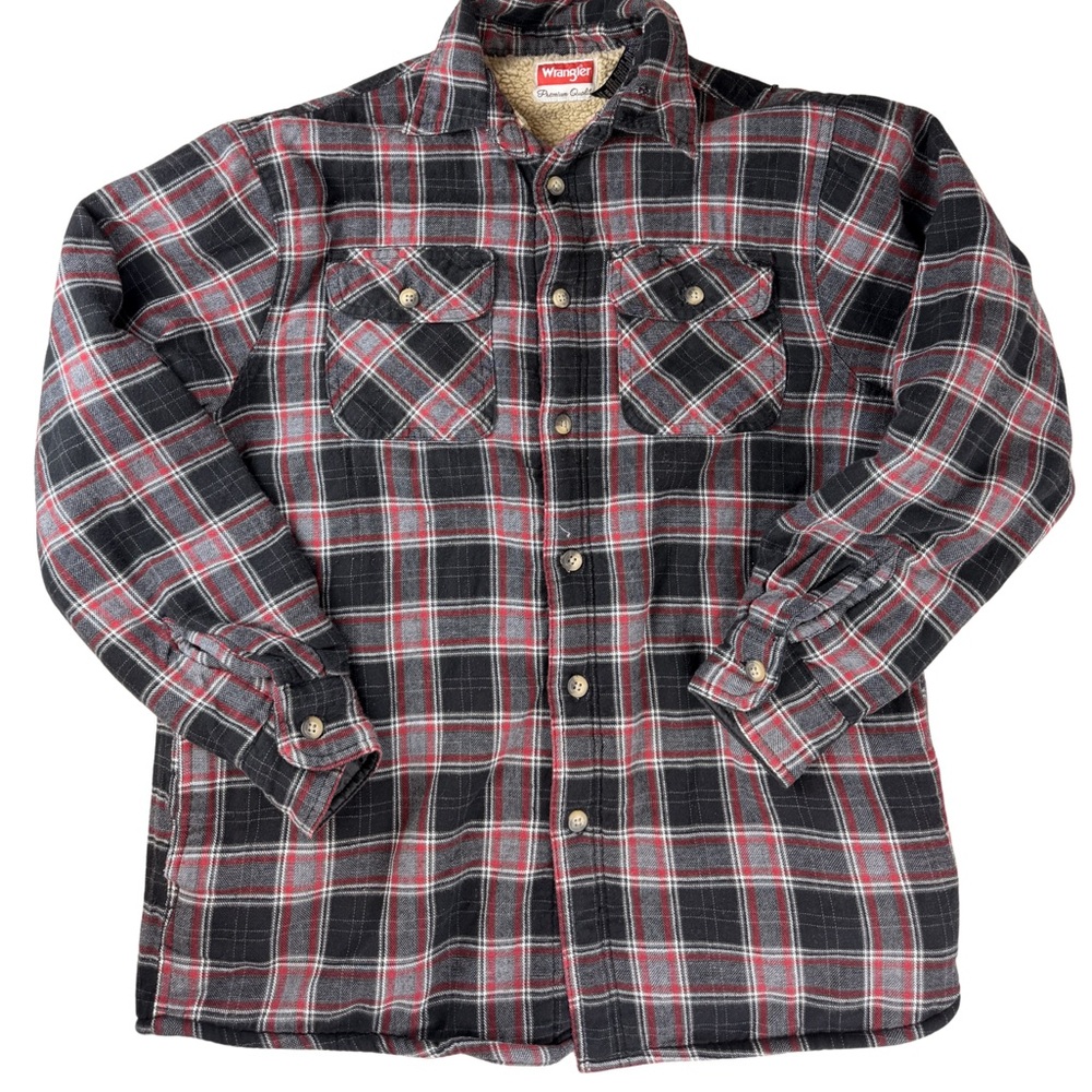 Wrangler Men's Black and Red Plaid Button Down Shirt